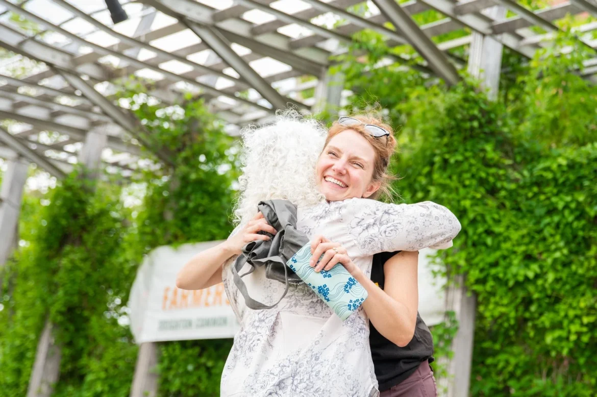 Uma década de conexão: Anna Leslie deixa a Allston-Brighton Health Collaborative.