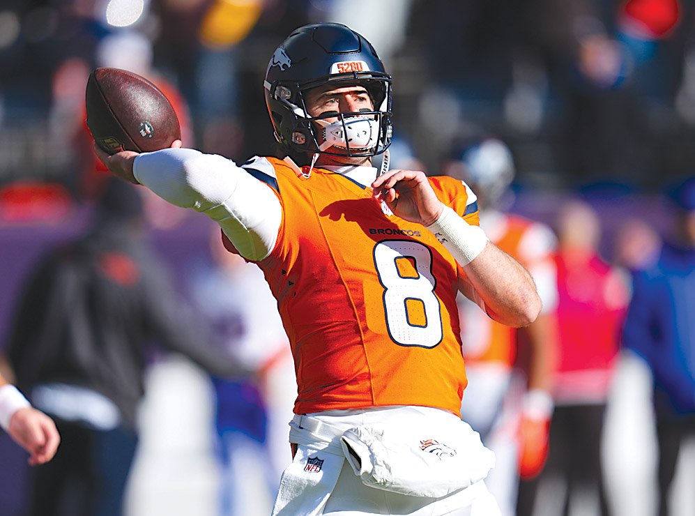 O quarterback do Denver Broncos, Jarrett Stidham, entrará no lugar de Bo Nix.