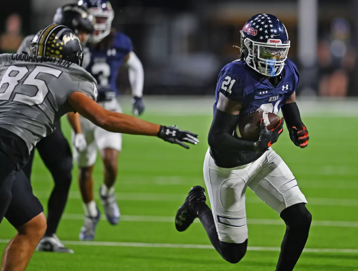 A UIL anuncia o realinhamento do futebol americano do ensino médio. Veja o que isso significa para as escolas do norte do Texas.