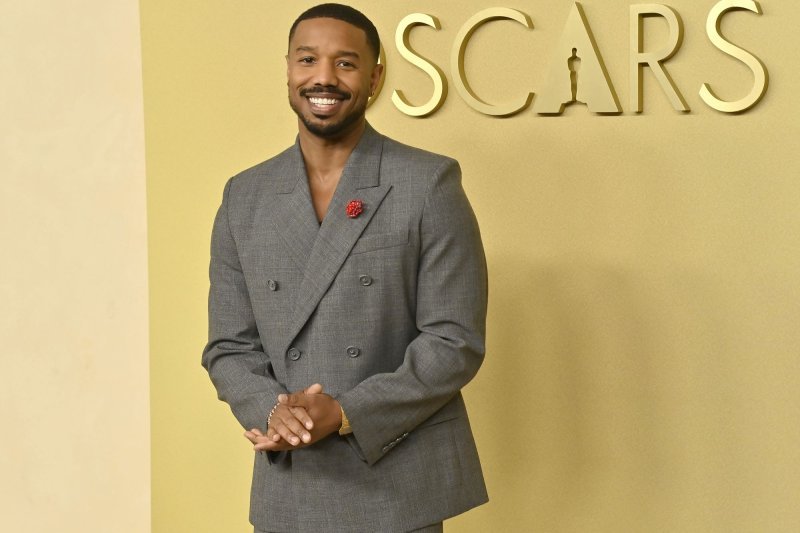 Michael B. Jordan ganha o prêmio de Artista do Ano da Image Awards.