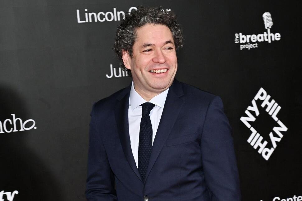 A gestão de Gustavo Dudamel como Diretor Musical da Filarmônica de Nova York começa no Radio City Music Hall