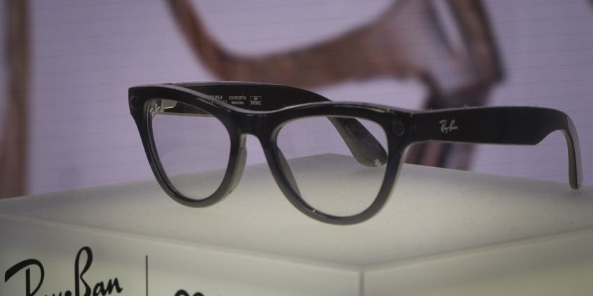 Os óculos inteligentes com IA da Meta enfrentam barreiras regulatórias na Europa.