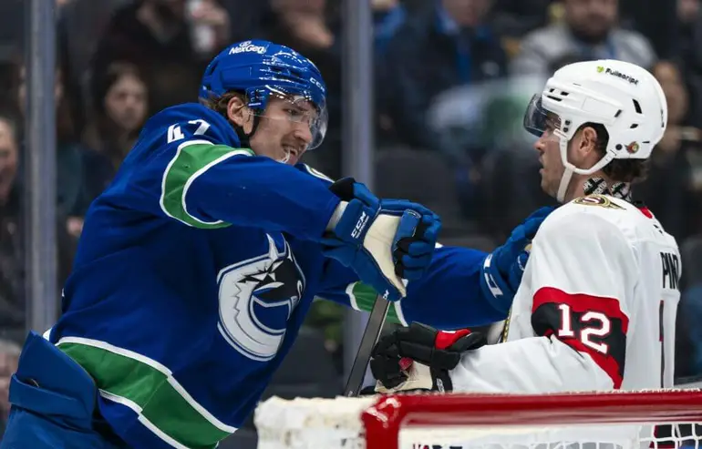 Notas do Vancouver Canucks: Curtis Douglas, o desafio ambiental e Vitaly Pinchuk