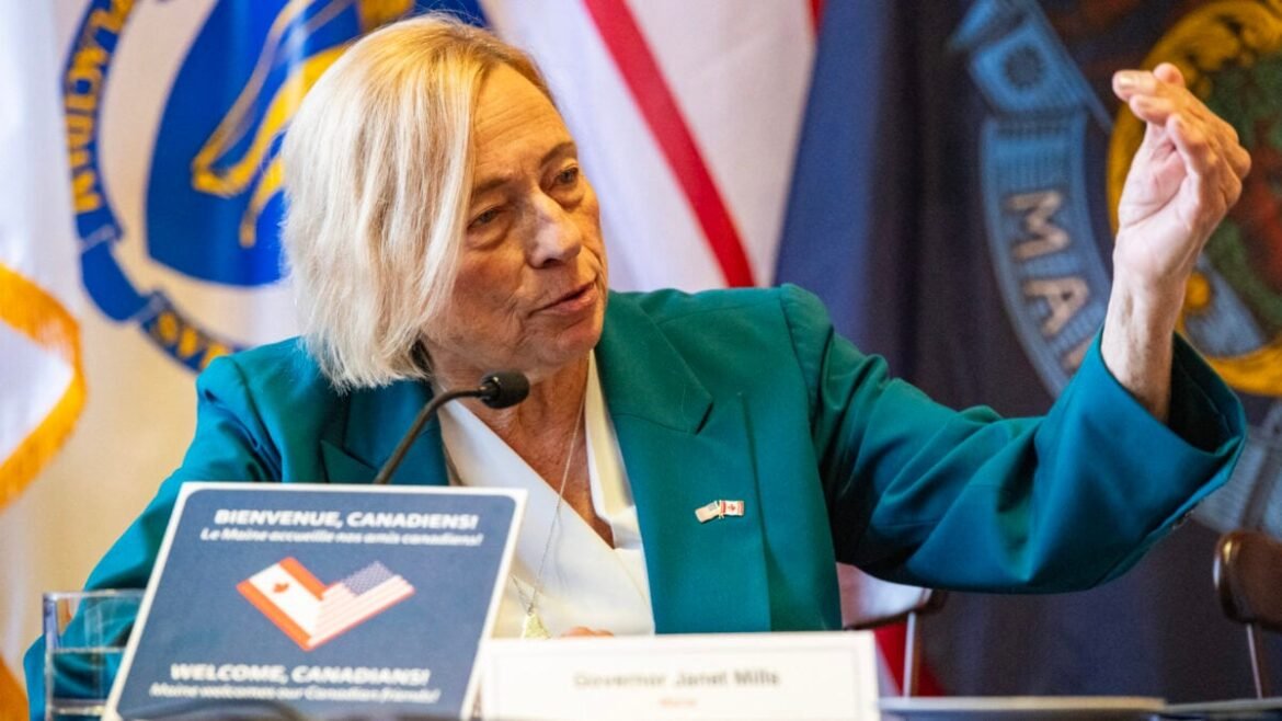 Governador do Maine veta moratória de data center histórico