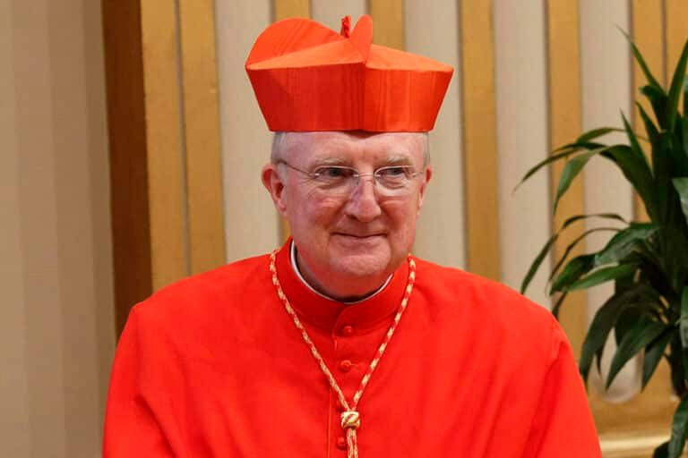 Tendências culturais e tecnologia ameaçam a contemplação, diz o Cardeal Roche.