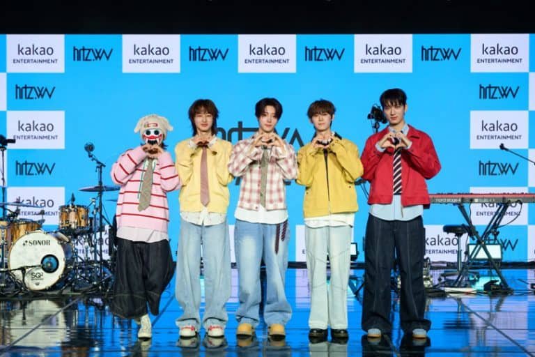 A banda global da Kakao Entertainment, hrtz.wav, lança seu EP de estreia, The First Wave.